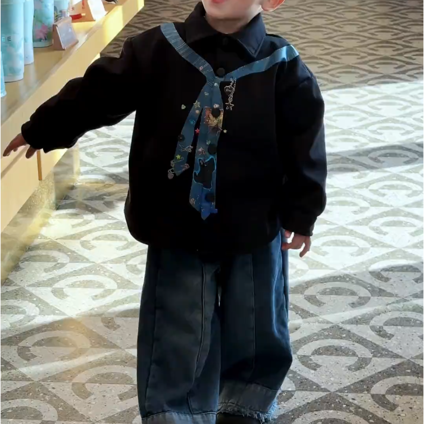 儿童加绒加厚印花领带衬衫牛仔裤直筒裤套装2025新款衬衫两件套潮,童装/婴儿装/亲子装,套装,淘宝优惠券,粉丝福利购,淘宝优惠卷