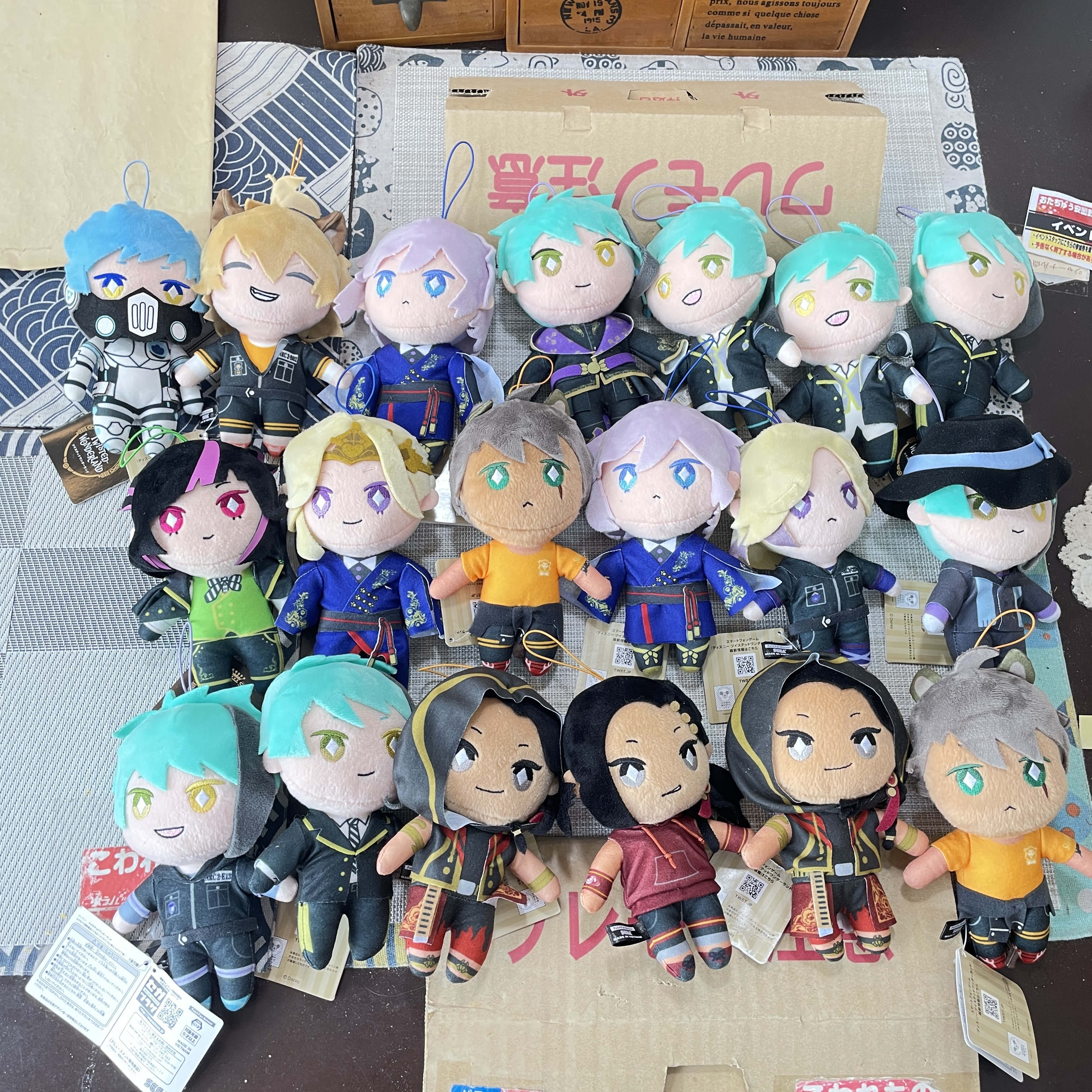 东京店 正品扭曲仙境sega毛绒景品实验服公仔娃娃红心寮努努510