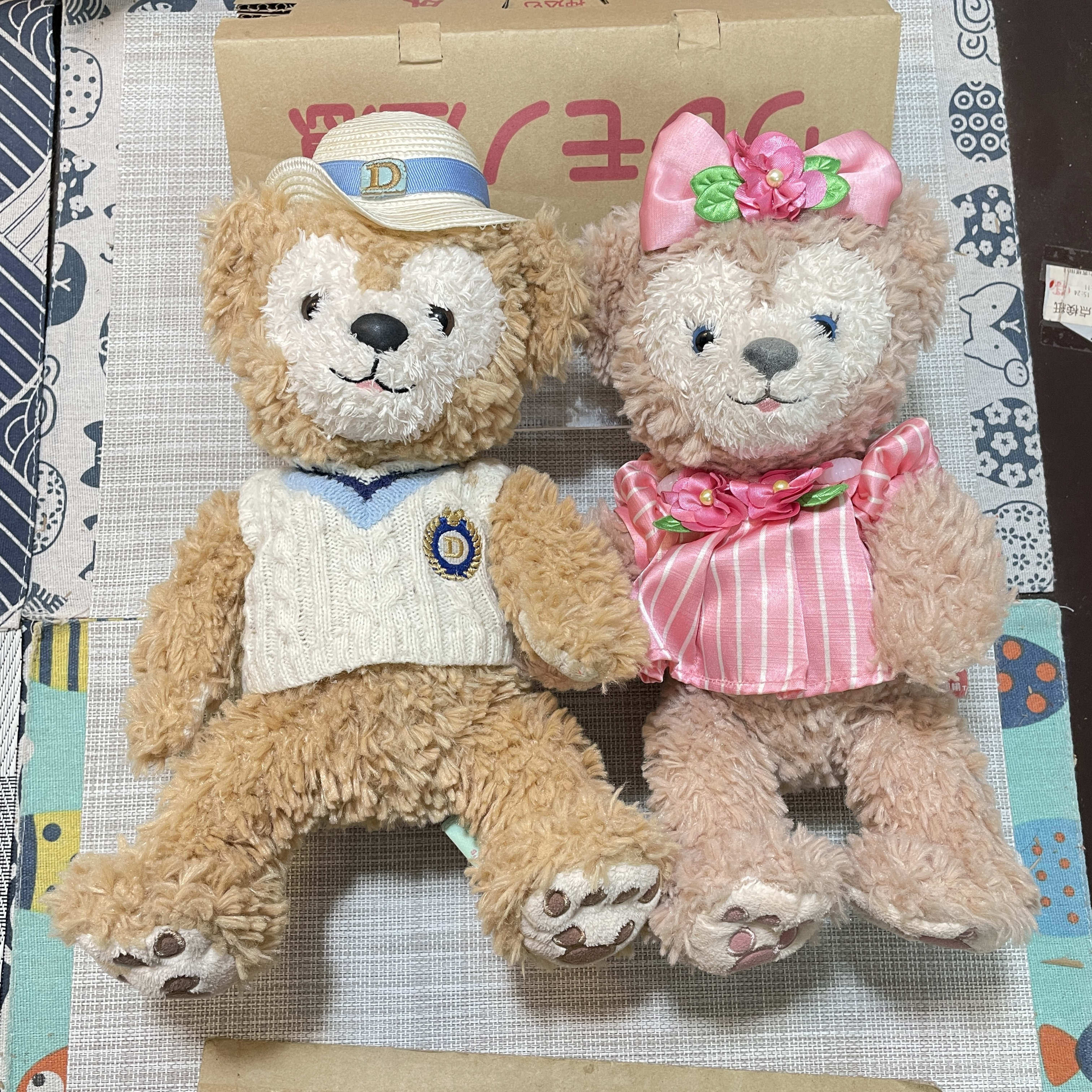 现货 正版 Tokyo  东京迪士尼 达菲熊雪莉玫一对 春天之旅 2012