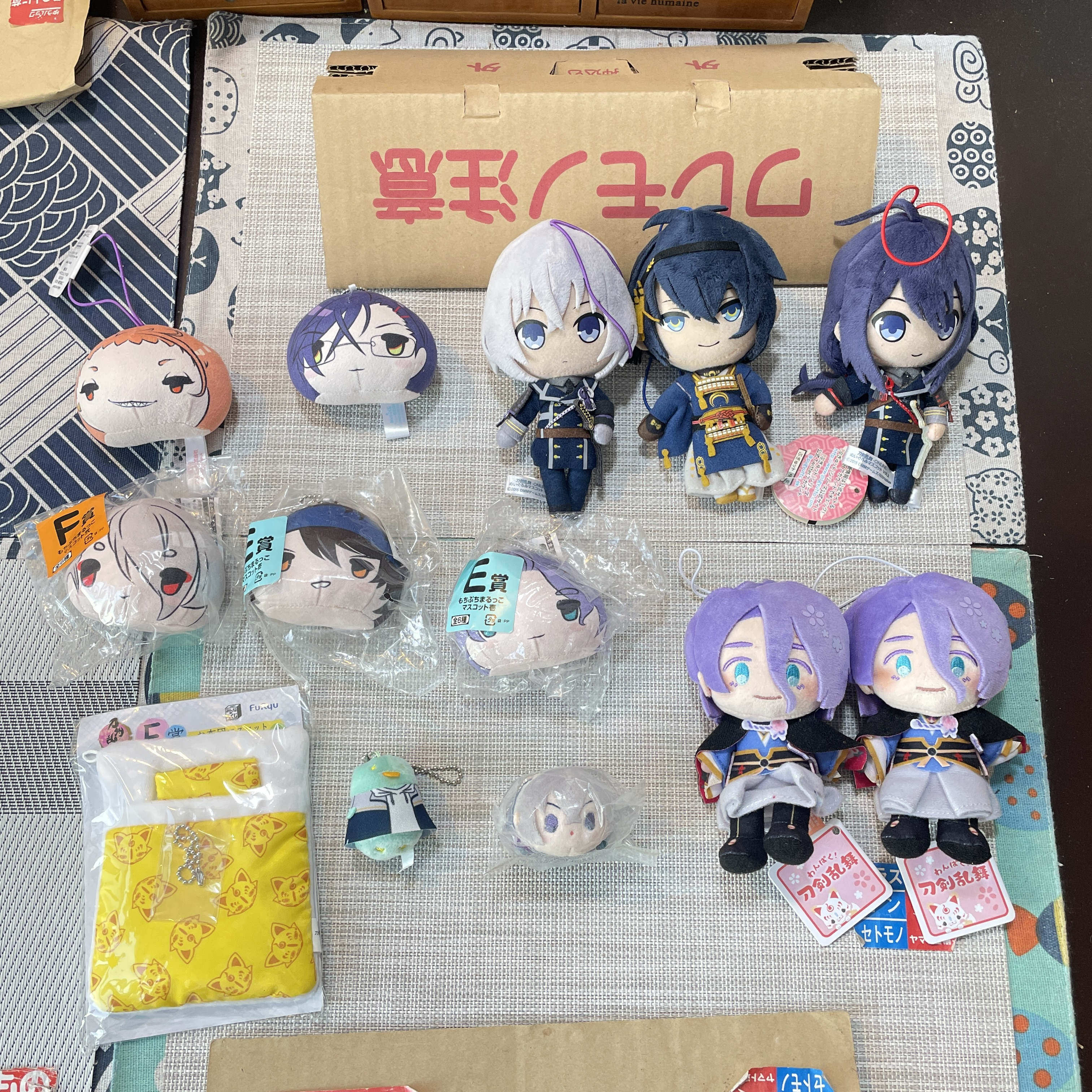 官谷日购国现 正版 刀剑乱舞  FuRyu 万代 娃娃 玩偶 毛绒 混合,模玩/动漫/周边/娃圈三坑/桌游,动漫毛绒/抱枕/坐垫,淘宝优惠券,粉丝福利购,淘宝优惠卷