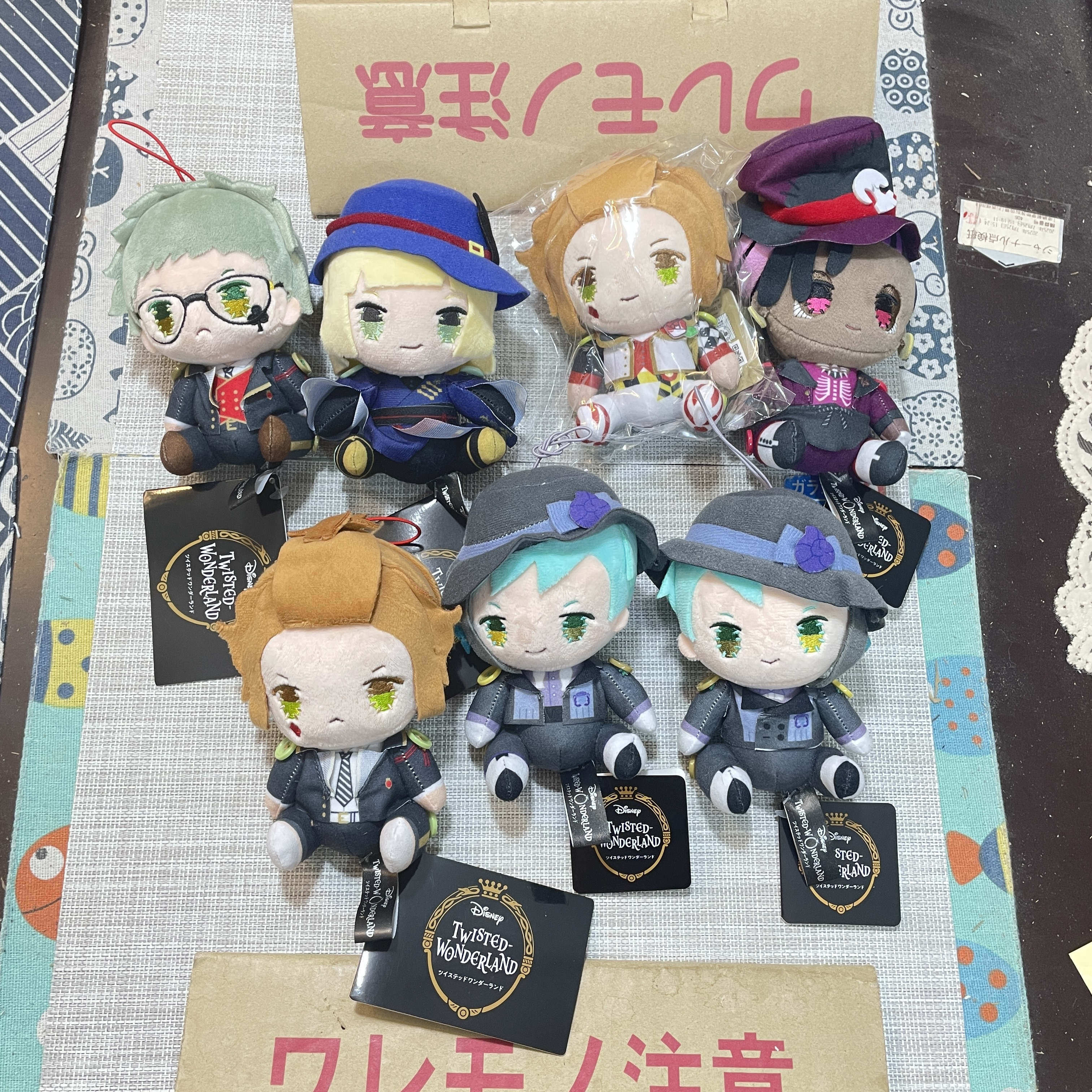 现货 正品扭曲仙境sega毛绒景品实验服公仔娃娃红心寮Cater手作风