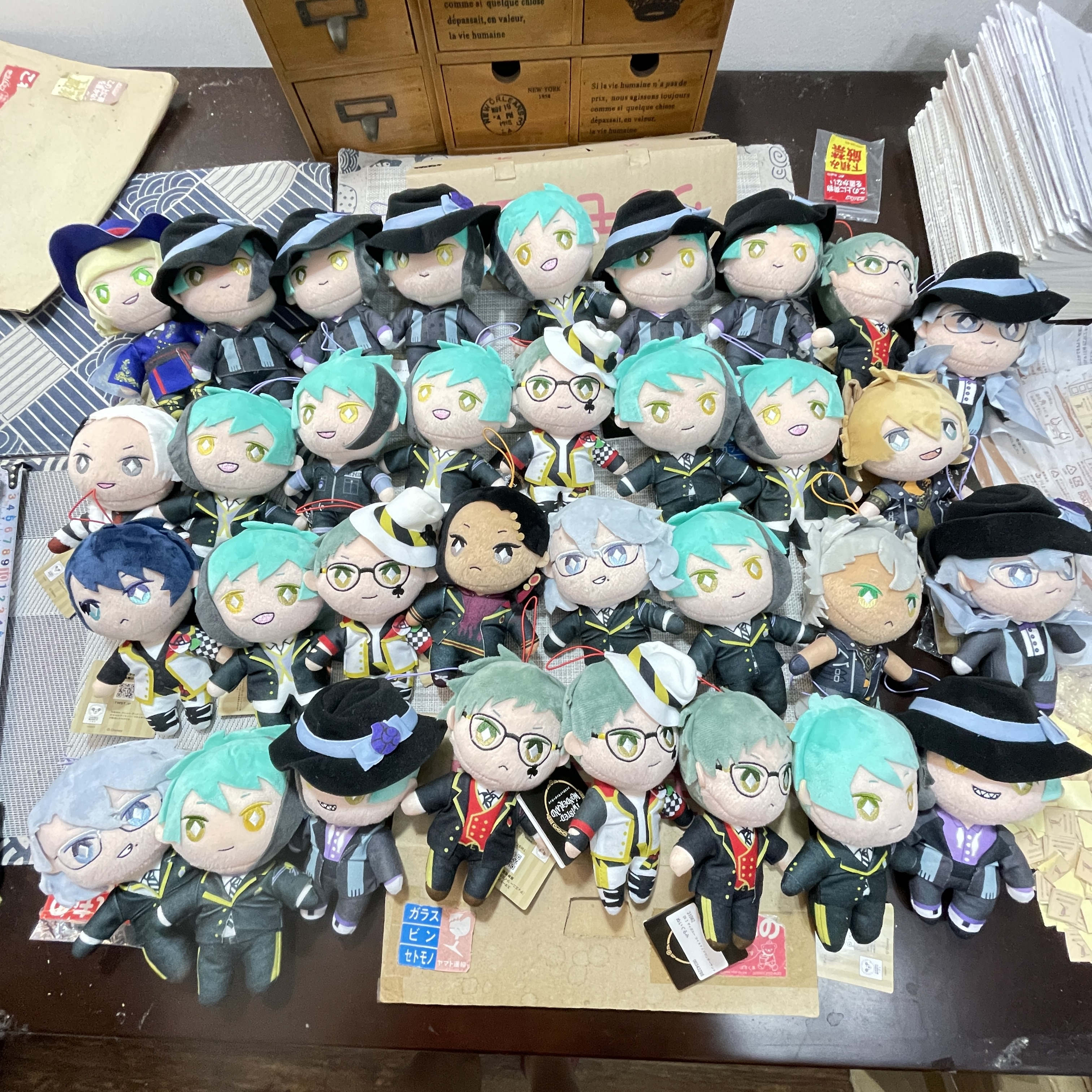 东京店 正品扭曲仙境sega毛绒景品实验服公仔娃娃红心寮努努qx2