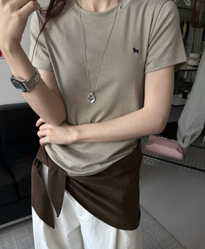 简约质感 合身款韩国单ONE 春夏新圆领刺绣小马短袖T恤女显瘦上衣