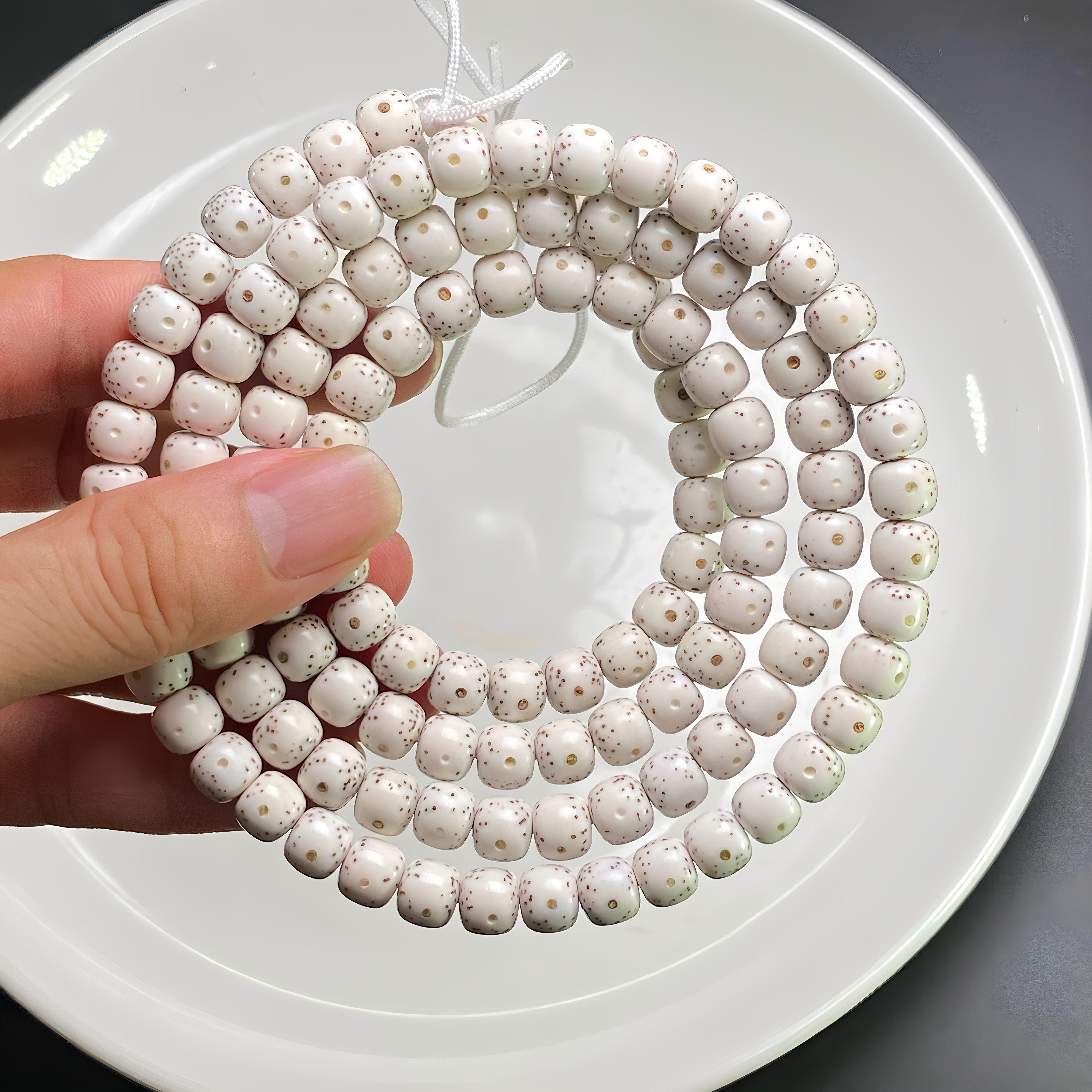 孤品原生态零脱脂8×7正月大留白  散星 海南毛感料108颗佛珠手串