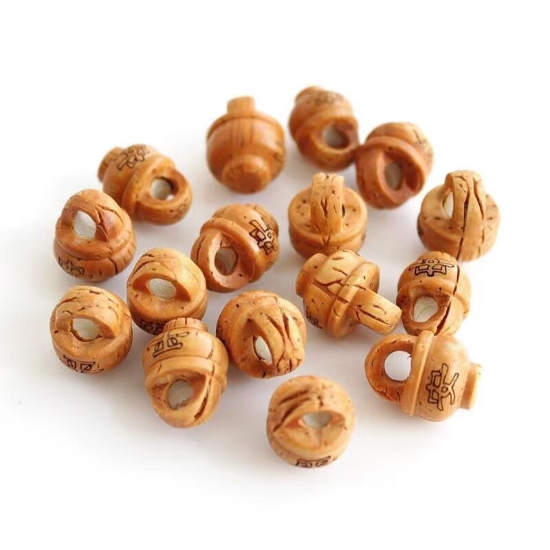 野桃核雕刻桃篮纯手工精品宝宝红绳手链桃框吊坠挂件小工艺品