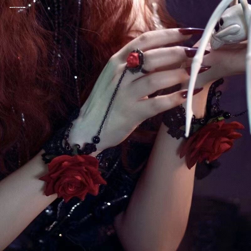 红色戒指一体链结婚表演手链装饰夸张手镯儿童洛丽塔手饰森系配饰