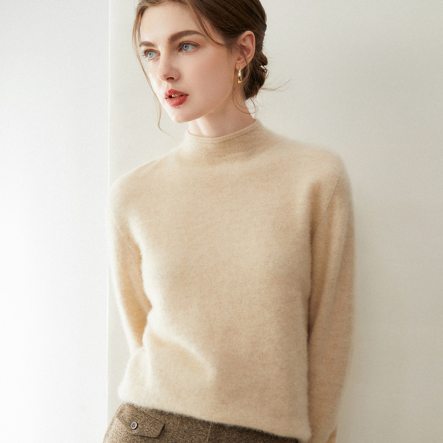 高端康赛妮100%纯山羊绒衫女卷边半高领针织毛衣一线成衣无缝打底,女装/女士精品,羊绒衫,淘宝优惠券,粉丝福利购,淘宝优惠卷