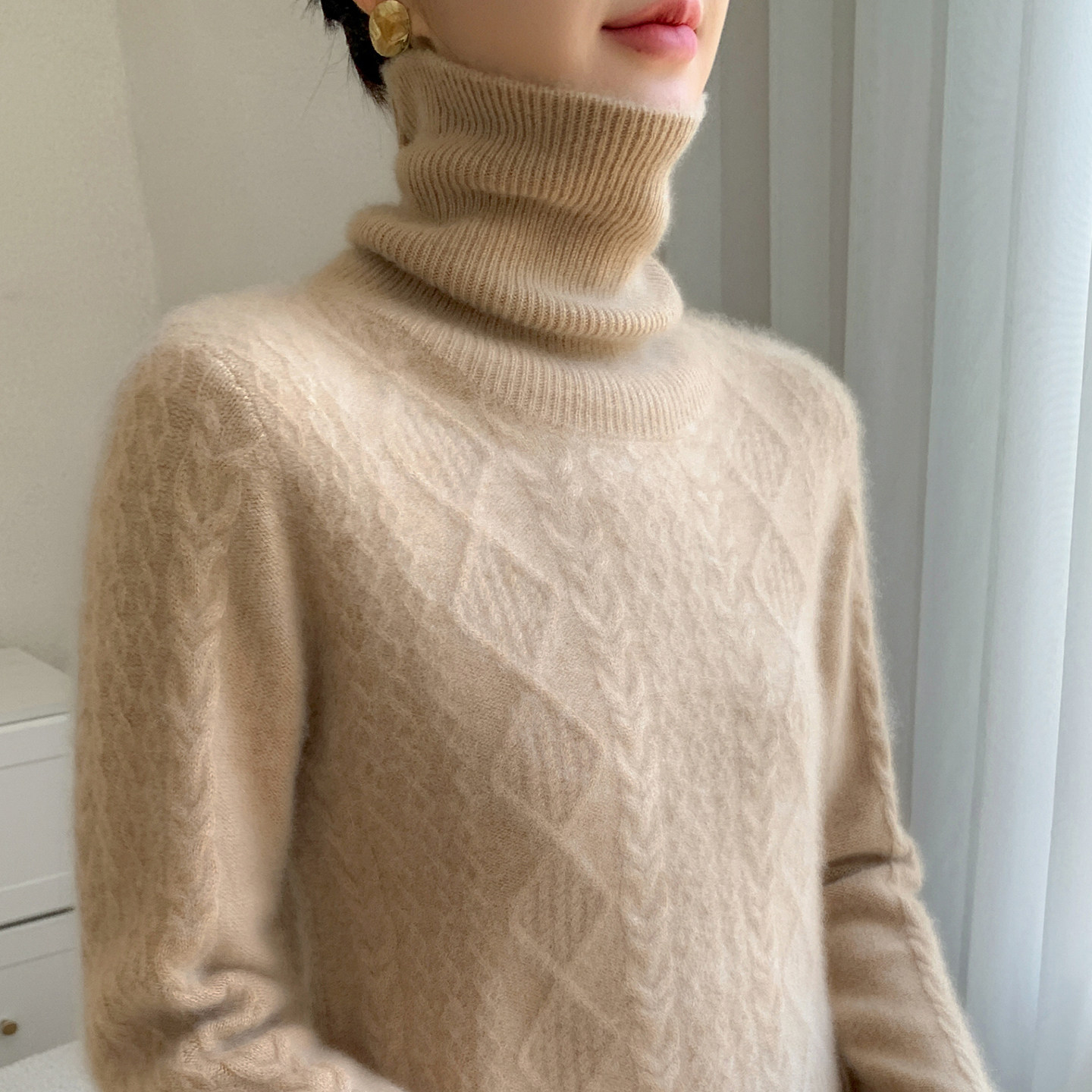 高领加厚山羊绒衫女圆领菱形绞花