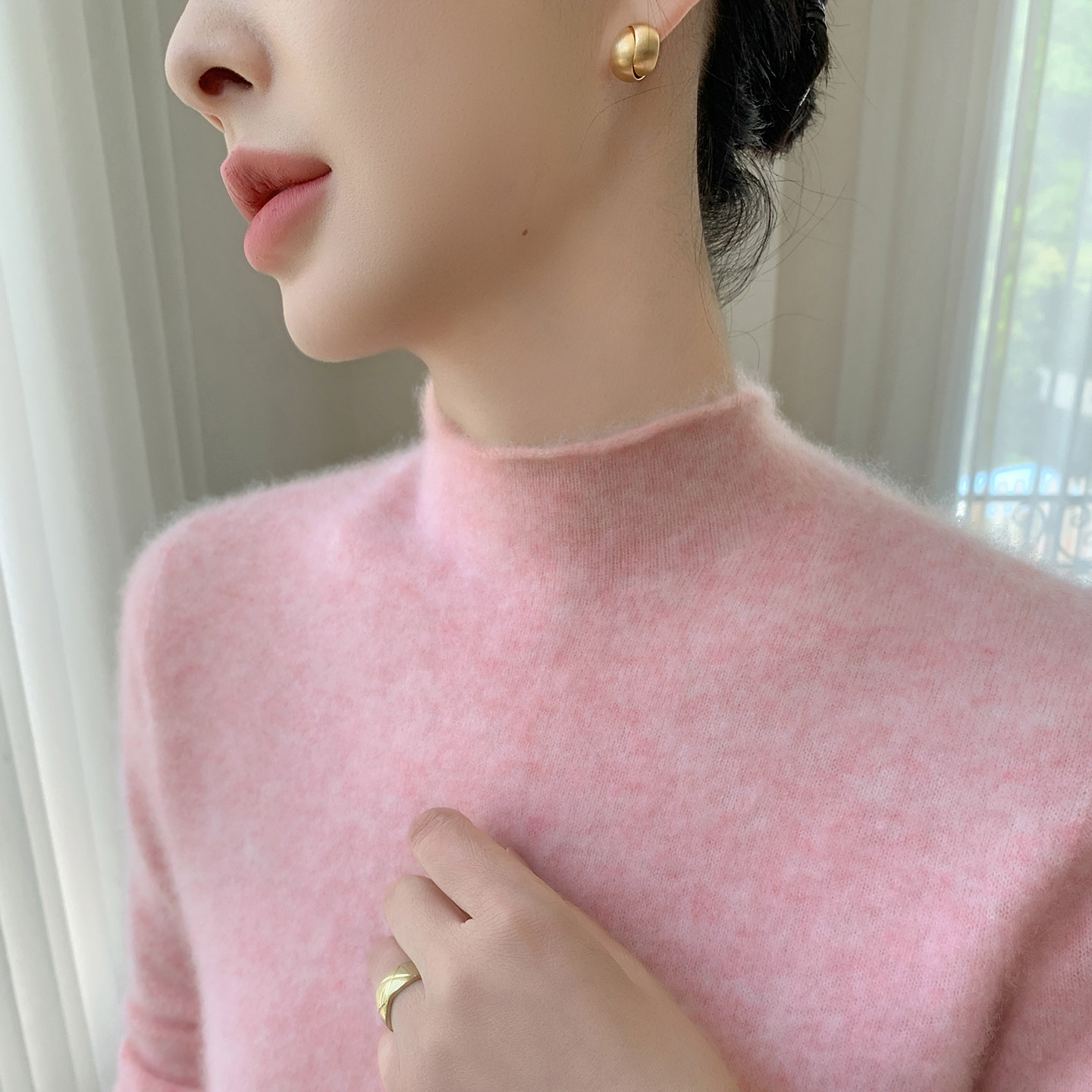 高级感卷边半高领山羊绒衫女25秋冬纯色针织长袖毛衣宽松羊毛打底,女装/女士精品,羊绒衫,淘宝优惠券,粉丝福利购,淘宝优惠卷