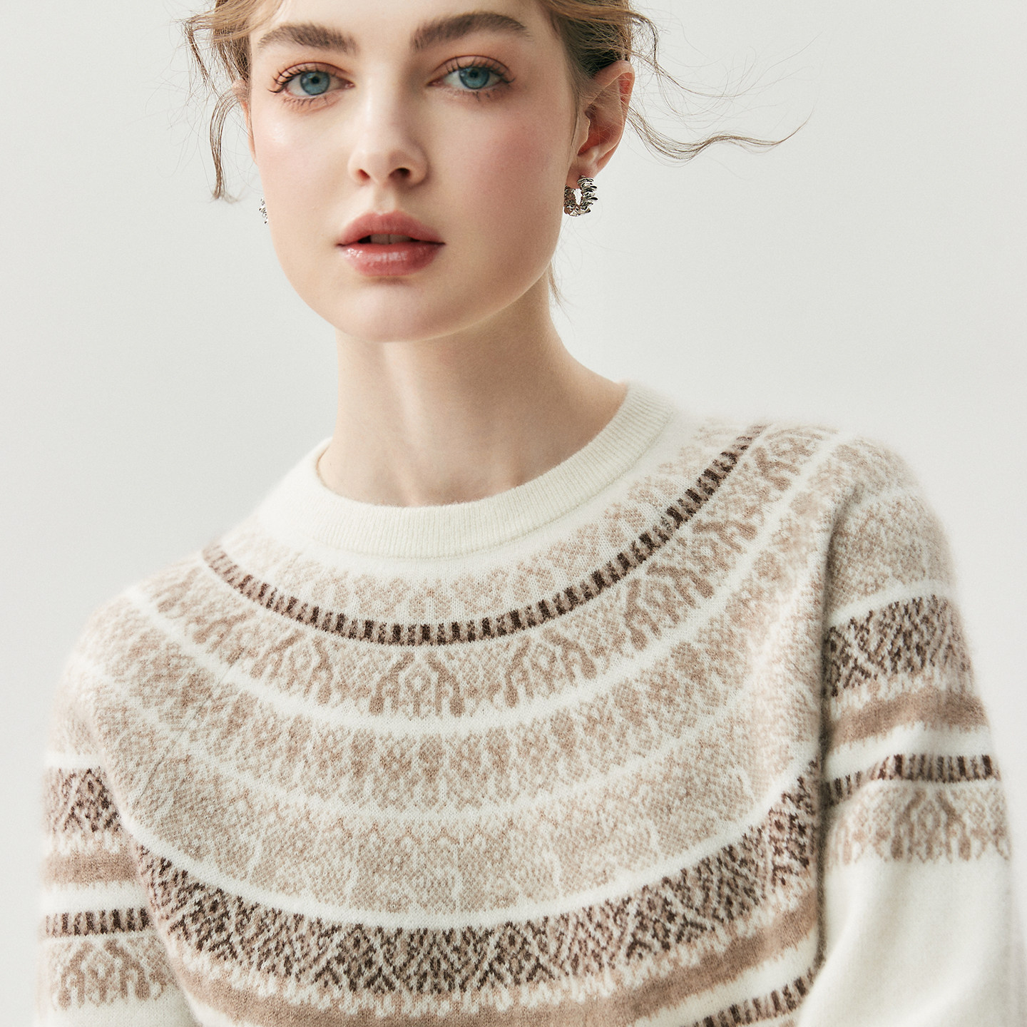 高级感费尔岛提花山羊绒衫女圆领拼色加厚针织毛衣宽松羊毛衫打底,女装/女士精品,羊绒衫,淘宝优惠券,粉丝福利购,淘宝优惠卷