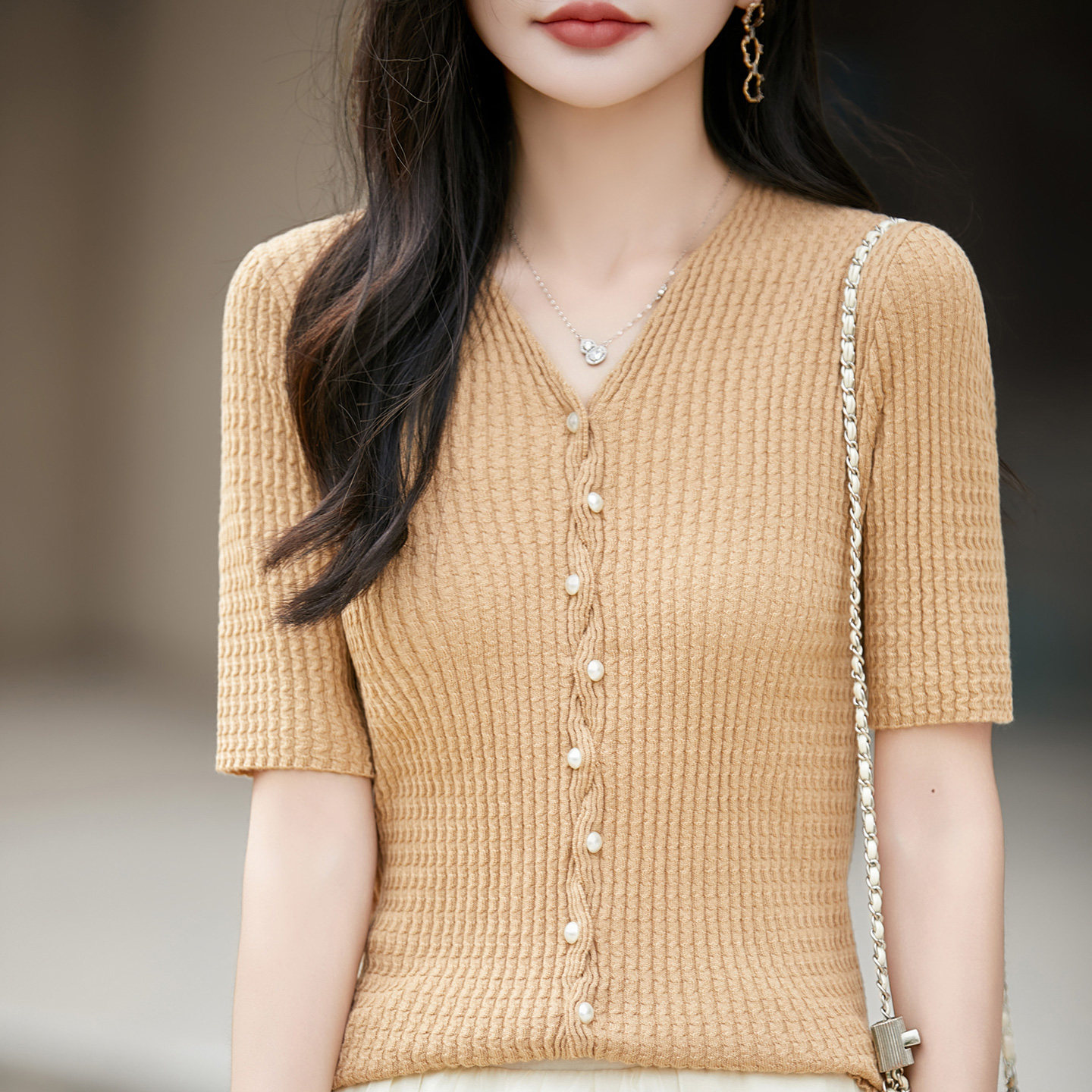 26春夏桑蚕丝羊毛针织短袖开衫女V领麻花珍珠扣T恤宽松半袖打底衫