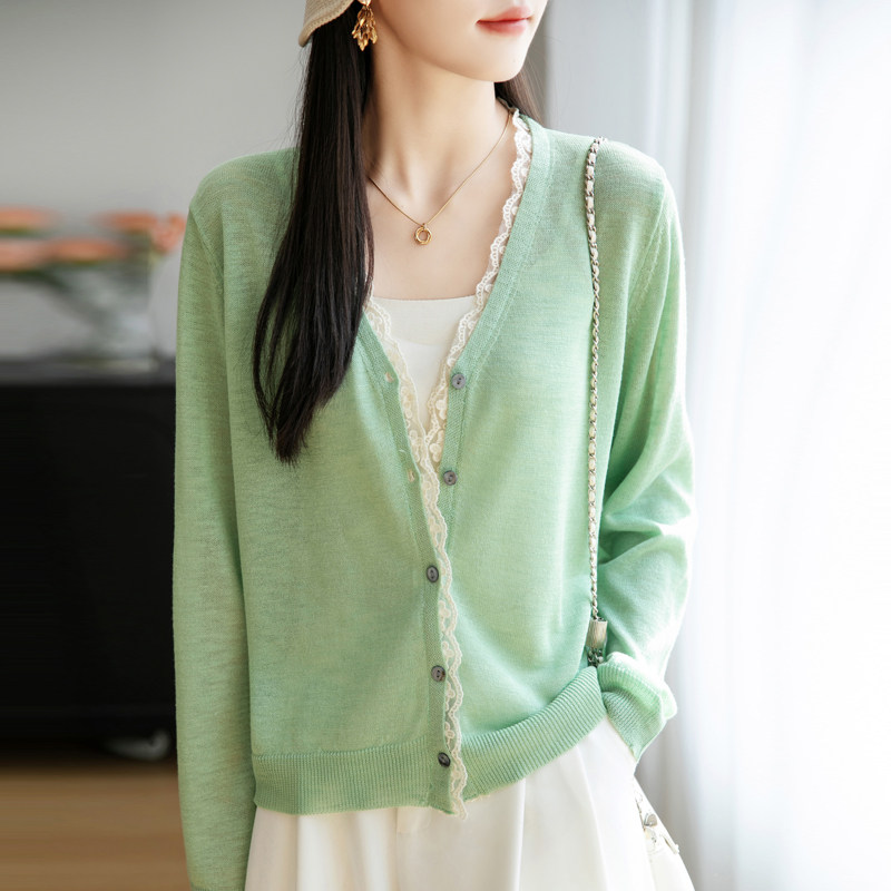 法式温柔蕾丝花边V领针织开衫女春秋薄款竹节麻花外搭毛衣防晒衫