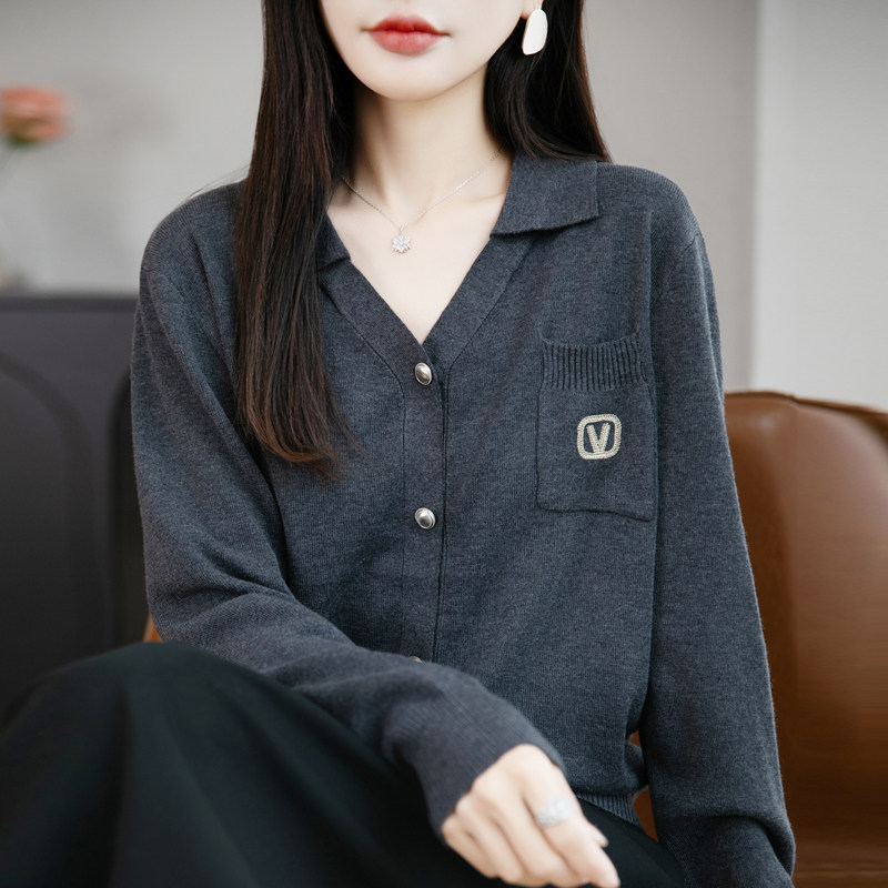 法式V领刺绣针织开衫女外套毛衣
