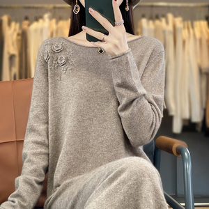 新中式刺绣中长款100%羊绒衫女圆领钩花针织长裙打底羊毛衫连衣裙