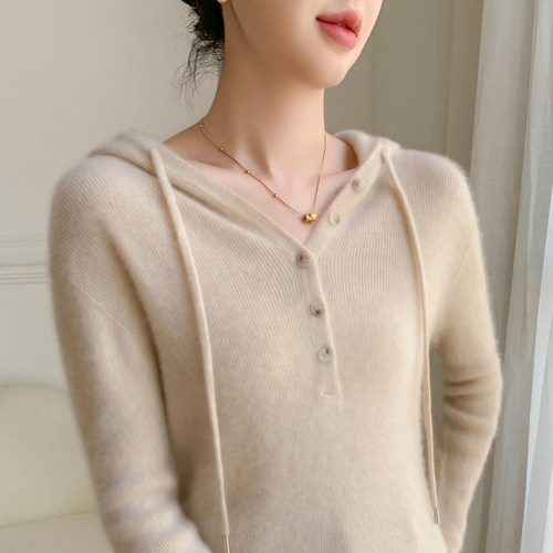 高端山羊绒衫女连帽抽绳纽扣帽衫