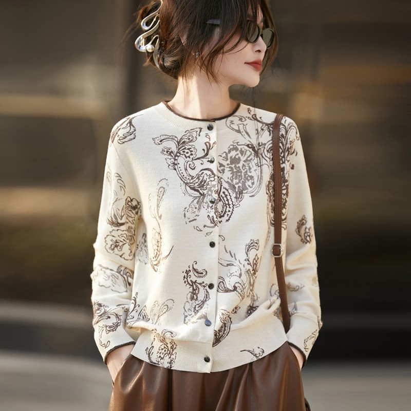 撞色圆领精纺羊毛开衫女印花外套