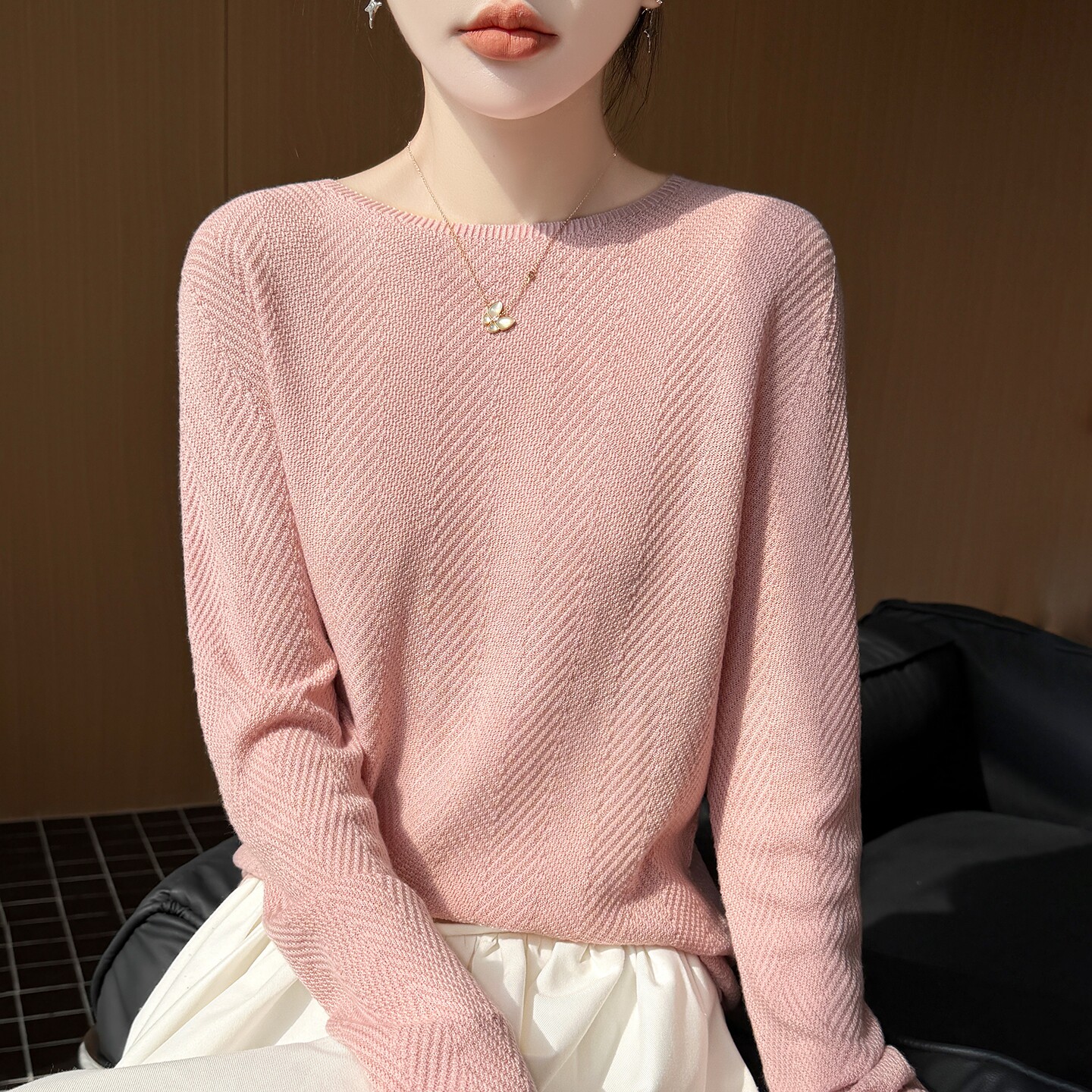 春秋一线成衣精纺羊毛衫女圆领提花针织衫长袖毛衣宽松无缝打底衫