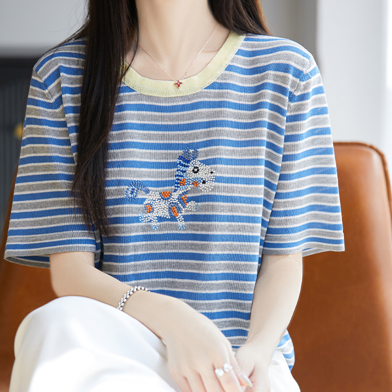 夏季天丝针织短袖T恤女圆领小马刺绣上衣宽松条纹拼色亚麻半袖衫
