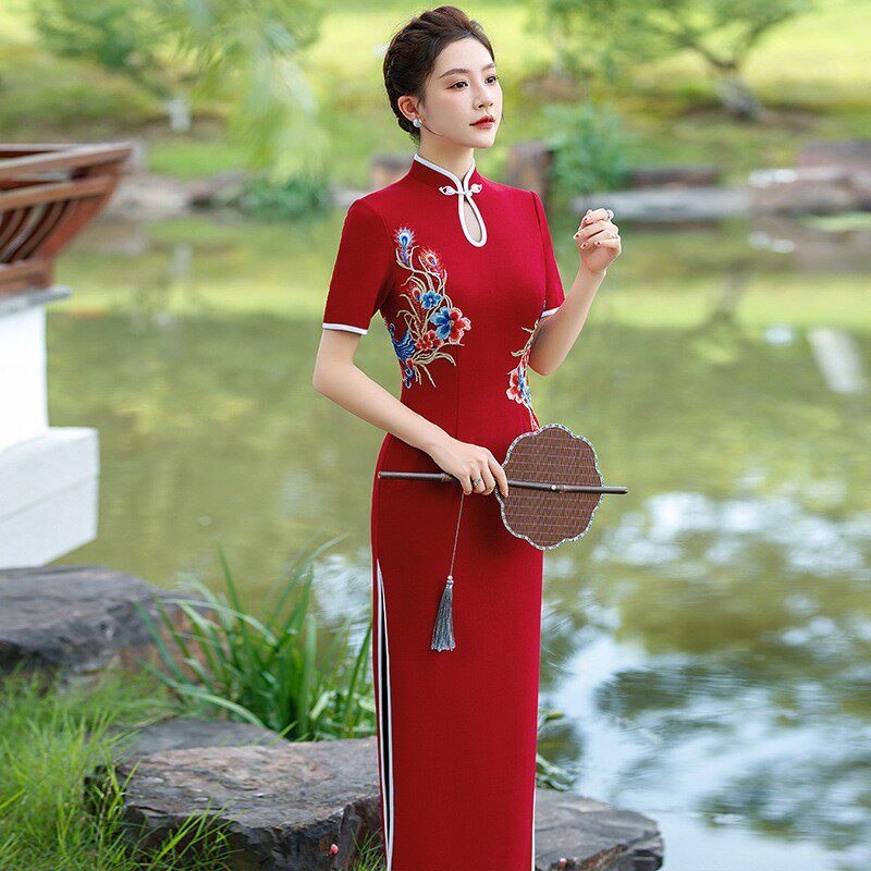 宴会礼服舞台婚礼长款改良