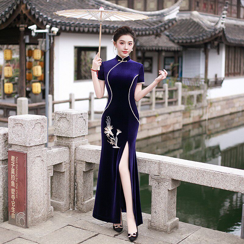 优雅紫长款气质舞台表演旗袍走秀演出服团队演出开叉礼服宴会礼仪