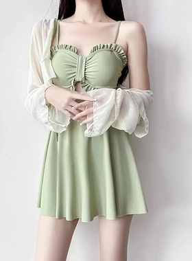 新款泳衣女连体网红保守性感显瘦遮肚泡温泉平角裤游泳衣裙式泳装