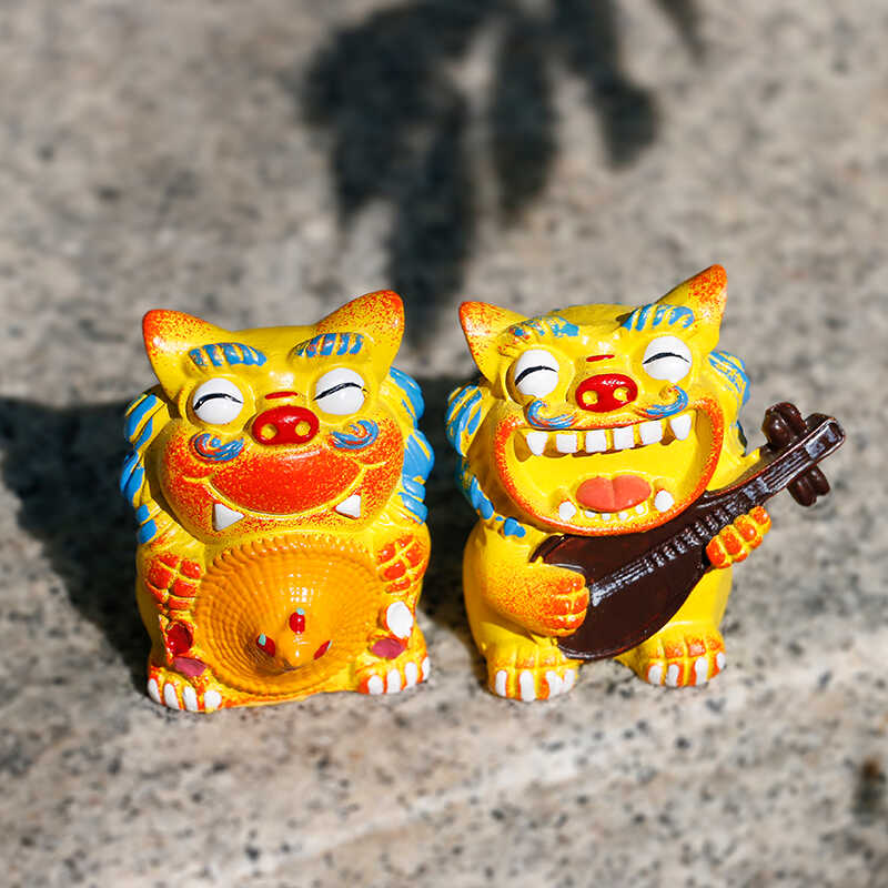 可爱车内装饰品狮三百风狮爷创意