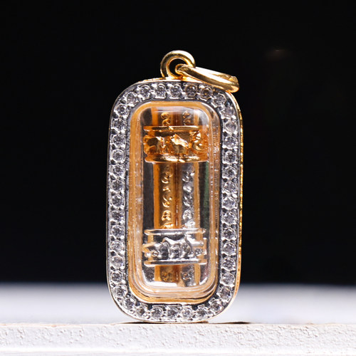 泰国佛牌岁岁塔固男女吊坠