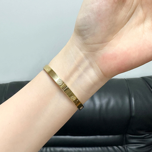 泰国佛牌 龙婆瑞 2567年 手镯 金色银色玫瑰金色手环