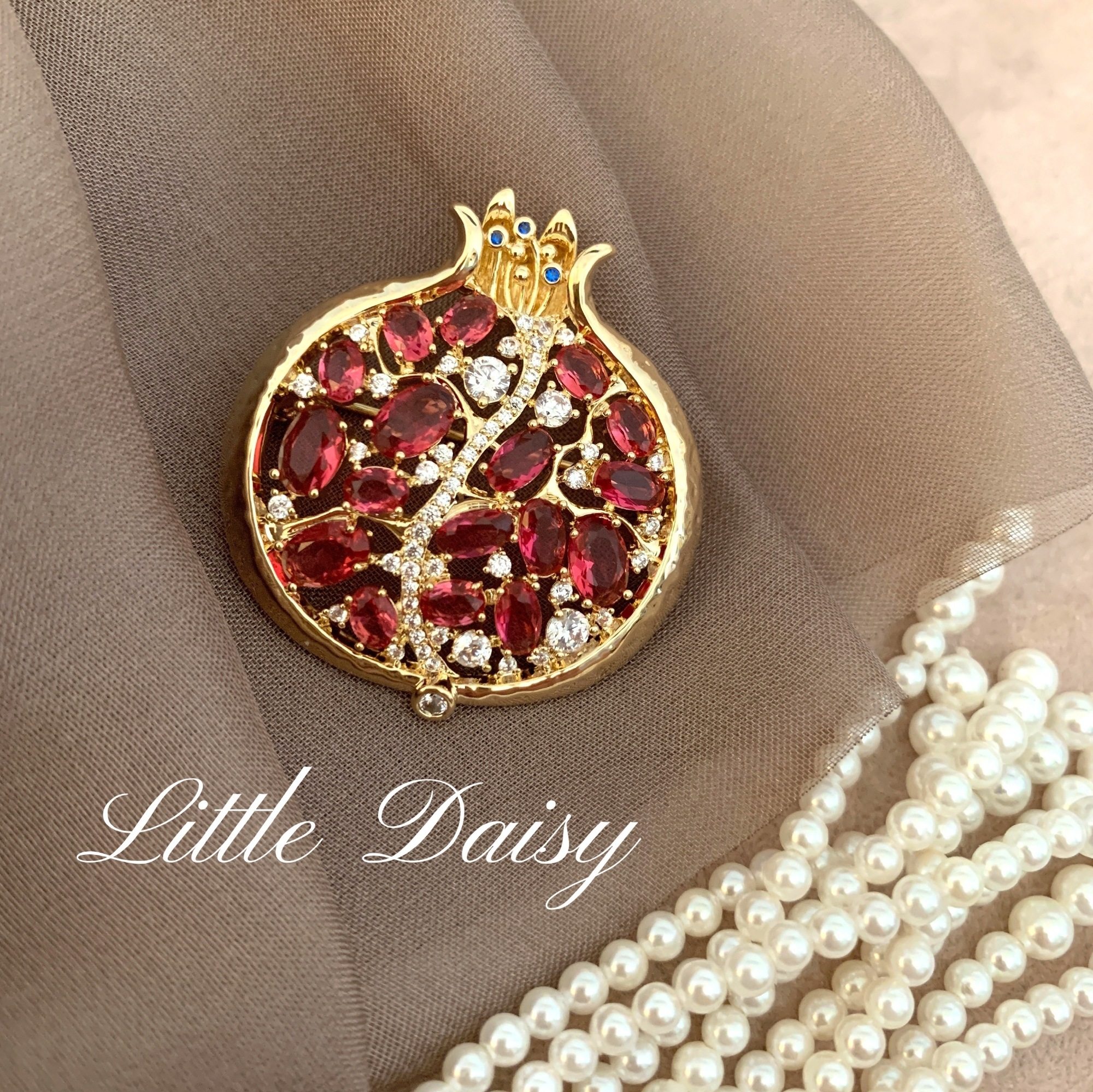 little daisy圆润多汁红石榴 大小姐精致氛围小众设计师满钻胸针