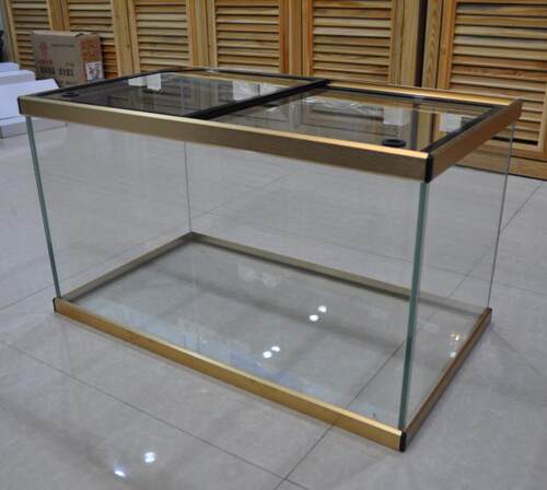 金品超白鱼缸铝合金包边