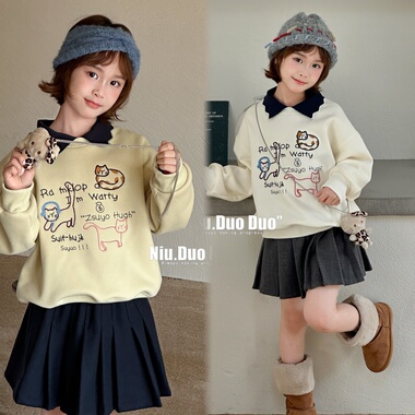 牛哆哆2025冬款女童假两件小狗刺绣一体绒卡通卫衣配挂件包76306