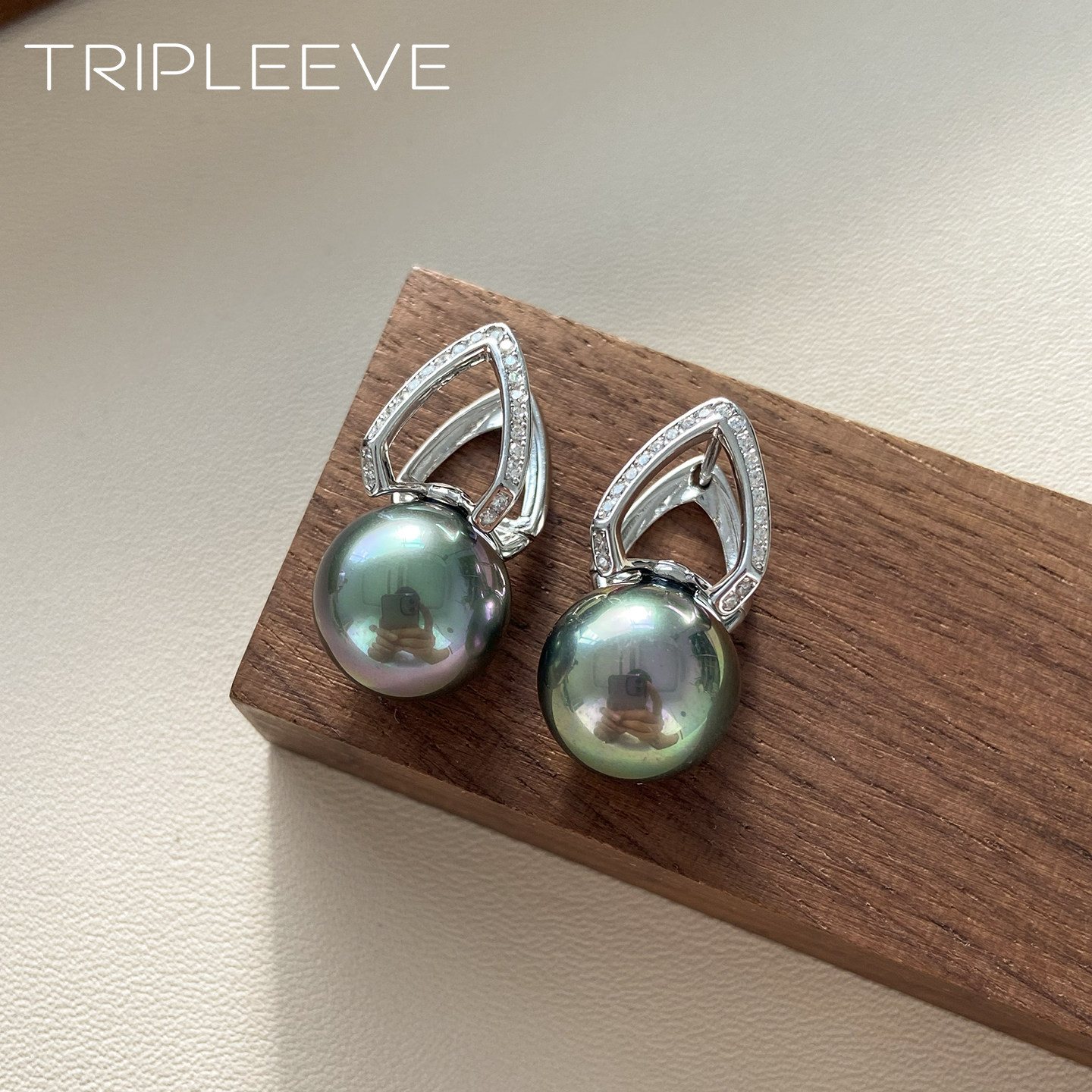 巴黎铁塔|大溪地孔雀绿黑珍珠耳扣耳饰耳环s925纯银轻奢2025秋冬