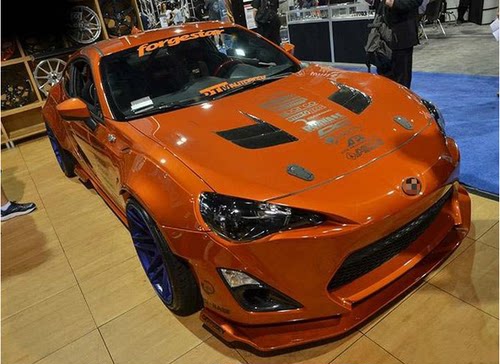 适用丰田GT86/BRZ包围Rocket Bunny宽体轮眉火箭兔一代前唇侧裙 - 封面