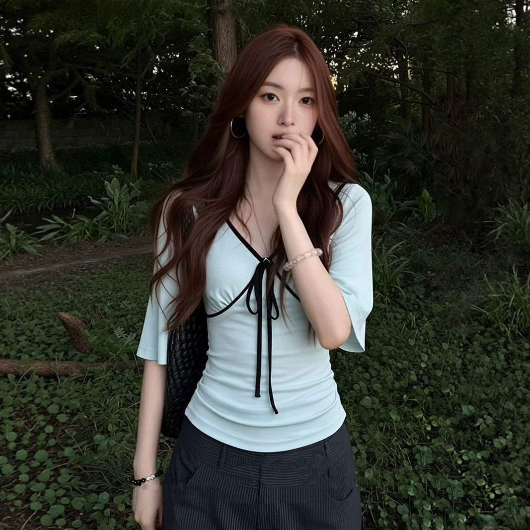 纯欲风短袖t恤女夏季设计感穿搭蝴蝶结系带V领喇叭袖收腰显瘦上衣