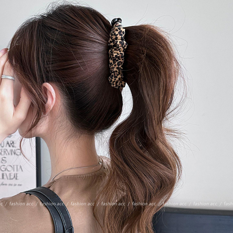 复古豹纹波点褶皱香蕉夹高级感马