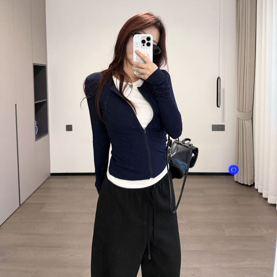 假两件修身长袖T恤撞色设计感