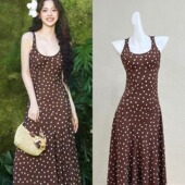 复古大U领棕色波点连衣裙女度假风修身 现货欧阳娜娜同款 法式 长裙
