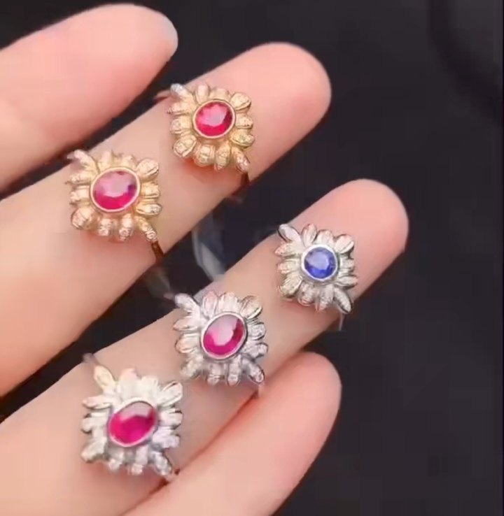 18K金耳钉镶天然蓝宝石主石1.25ct总重3.04g钻石48粒,珠宝/钻石/翡翠,耳饰,淘宝优惠券,粉丝福利购,淘宝优惠卷