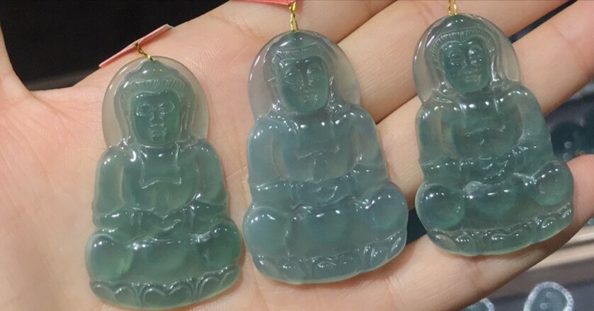 天然翡翠蓝水大号观音吊坠，种水颜色好