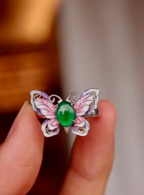 天然翡翠蝴蝶戒指 6*8mm蛋形 A货冰阳绿 S925纯银镶嵌 滴胶蝴蝶