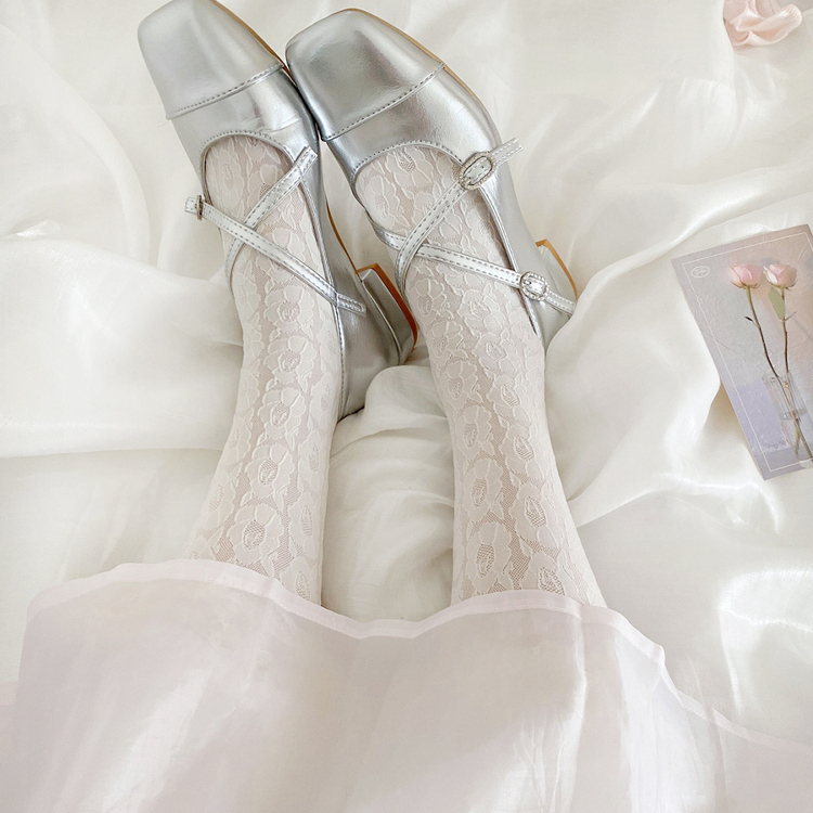 玫瑰丝袜美貌薄款立体花朵中筒袜复古百搭甜美奶油白色袜子少女心