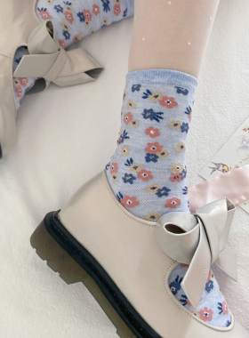 可爱小花短袜轻复古甜美捧风少女春秋舒适百搭洛丽塔蓝色软妹袜子