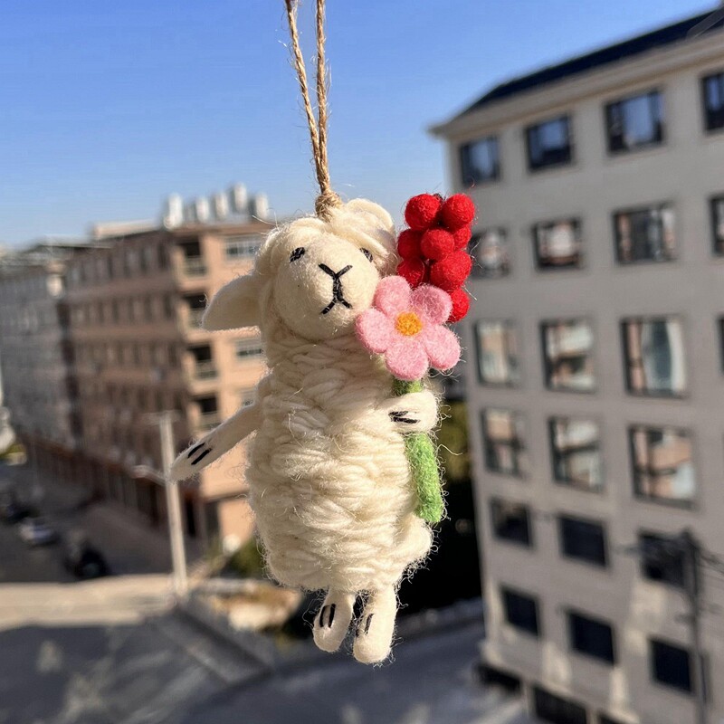 尼泊尔羊毛绒玩偶小羊包挂件绵羊