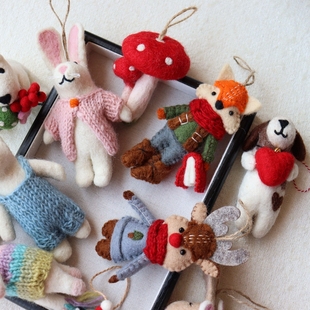 尼泊尔手工羊毛毡挂件可爱狐狸兔子小狗钥匙扣公仔玩偶包挂饰新年