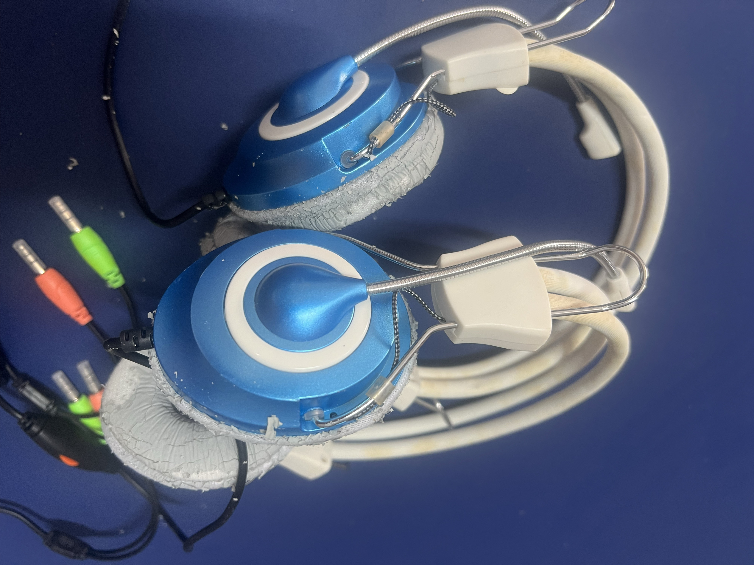 1.8米头戴式电脑耳机麦克风台式机双头老化耳麦重低音网吧支麦