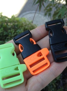 户外求生哨 M282 黑色/橙色 哨扣 标准插扣 背包织带连接扣