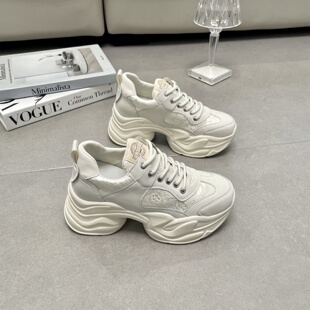 厚底松糕小个子百搭运动老爹鞋 新款 女 女2026春季 内增高7cm小白鞋