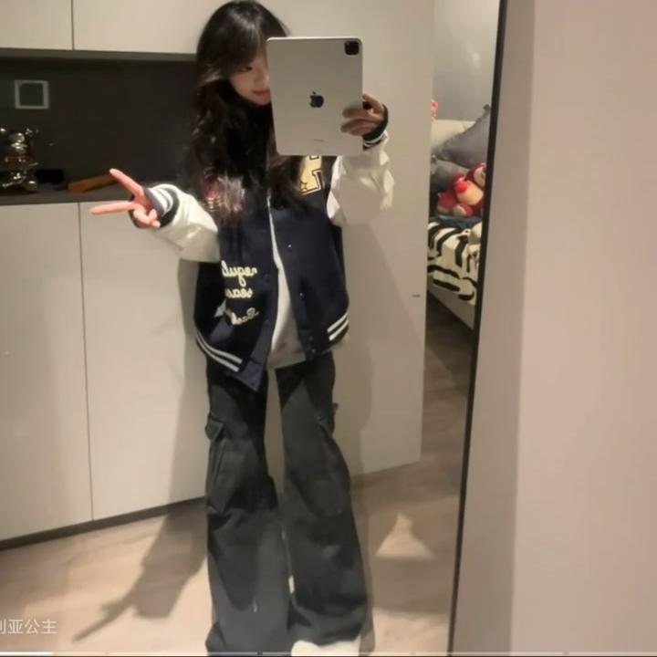 美式棒球服新款毛呢徽章刺绣撞色拼接个性外套高级潮牌飞行员夹克