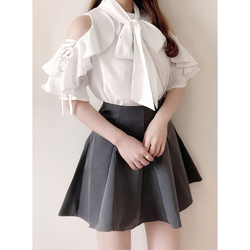 日系蝴蝶结系带露肩衬衫