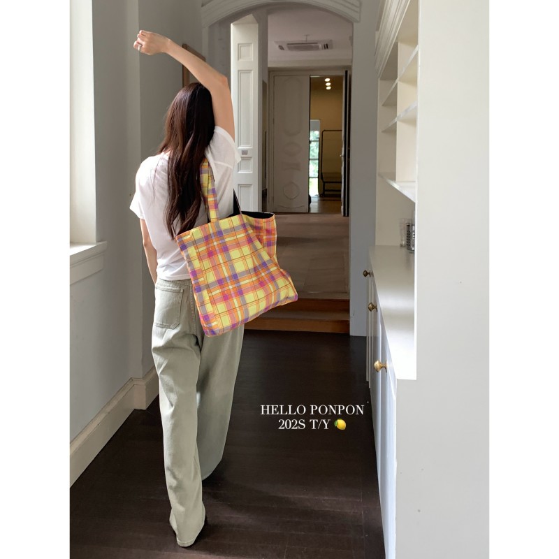 韩风夏季新品自制黄粉格纹托特包大容量松弛帆布包上课上班单肩包